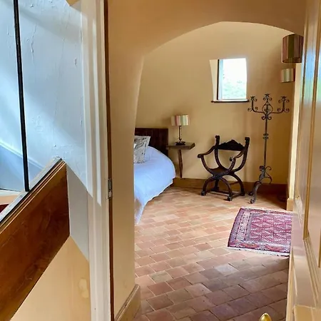 La Des Vignerons Montreuil-aux-Lions